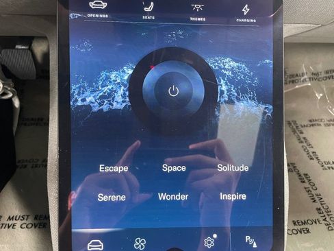 Used 2023 Lucid Air Touring AWD/4WD image 45