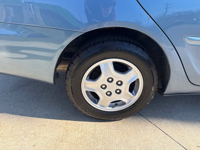 Used 2002 Toyota Camry LE w/ Pkg 7 FWD image 17