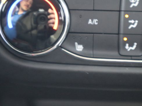 Used 2023 Chevrolet TrailBlazer LT image 22