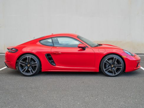 New 2025 Porsche 718 Cayman image 8