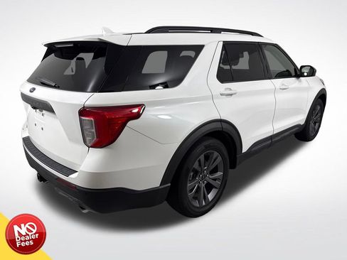 Used 2022 Ford Explorer XLT w/ Equipment Group 202A RWD image 3