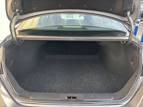 Used 2025 Nissan Sentra SV image 36