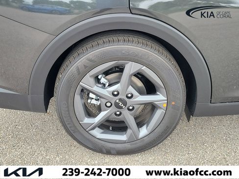 New 2026 Kia K4 FWD image 9