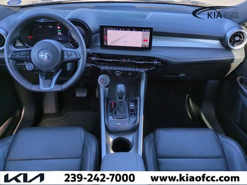 Used 2024 Alfa Romeo Tonale Ti w/ Premium Interior Package image 15