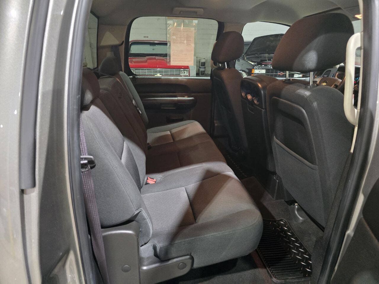 Used 2012 Chevrolet Silverado 1500 LT w/ All-Star Edition AWD/4WD image 39