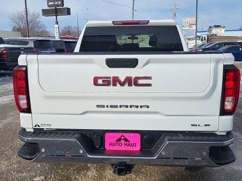 Used 2022 GMC Sierra 1500 SLE w/ Driver Alert Package I image 19