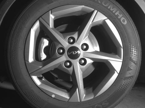 Used 2025 Kia K4 LXS image 12