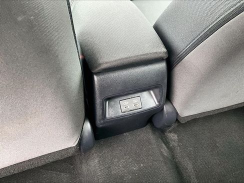 Used 2024 Toyota Corolla LE FWD image 28