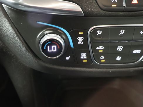 Used 2023 Chevrolet Equinox LT FWD image 42