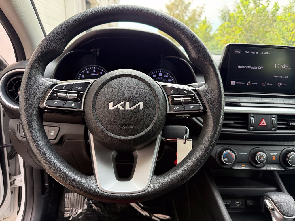 Used 2024 Kia Forte LXS FWD image 11