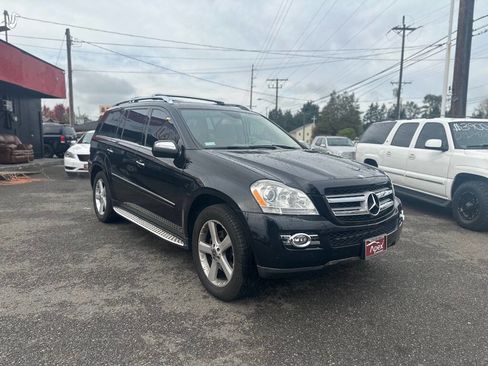 Used 2009 Mercedes-Benz GL 450 4MATIC image 4