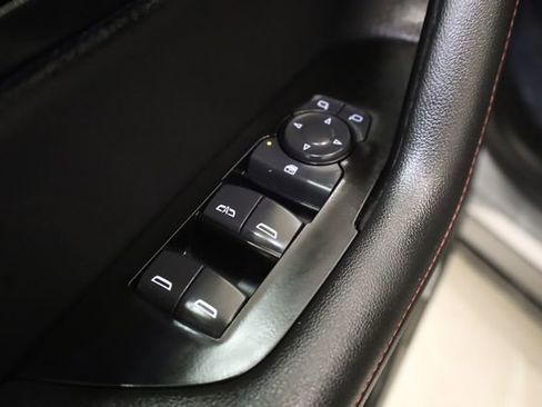 Used 2025 Chevrolet Blazer RS image 18