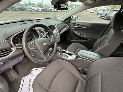 Used 2024 Chevrolet Malibu LT image 16