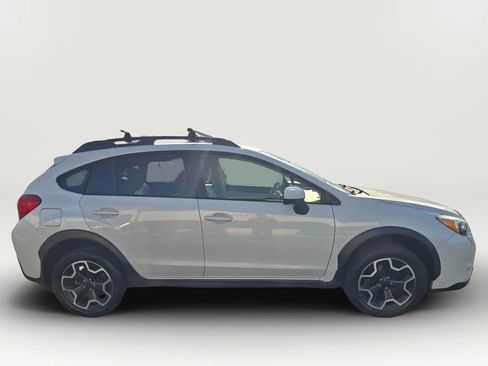Used 2015 Subaru Crosstrek 2.0i Premium w/ Moonroof Package AWD/4WD image 5