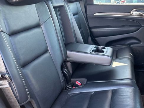 Used 2017 Jeep Grand Cherokee Limited AWD/4WD image 29