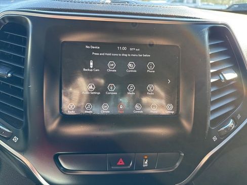 Used 2021 Jeep Cherokee Latitude image 13