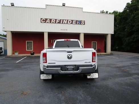 Used 2022 RAM 3500 Big Horn AWD/4WD image 3