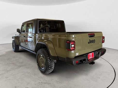 New 2026 Jeep Gladiator Sport AWD/4WD image 3