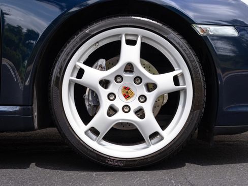 Used 2008 Porsche 911 Carrera RWD image 9