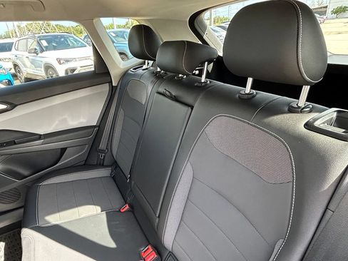 Certified 2022 Volkswagen Taos SE AWD/4WD image 51