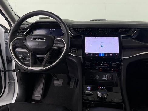 Used 2022 Jeep Grand Cherokee Limited 4xe w/ Luxury Tech Group II image 13