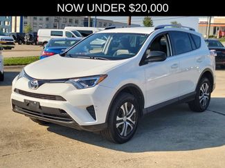 Used 2016 Toyota RAV4 LE FWD video 2