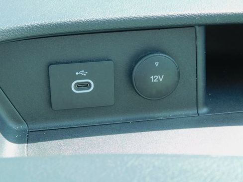 Used 2024 Ford Transit 350 XLT image 26