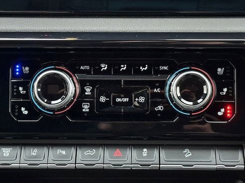 Certified 2024 GMC Sierra 2500 AT4 w/ AT4 Premium Plus Package image 24