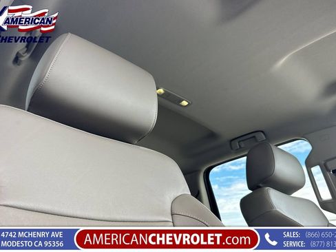 Used 2014 GMC Sierra 1500 SLT w/ SLT Preferred Package AWD/4WD image 21