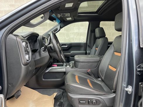 Used 2021 GMC Sierra 1500 AT4 w/ AT4 Preferred Package AWD/4WD image 9