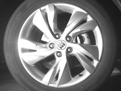 Used 2025 Buick Encore GX Preferred AWD/4WD image 13