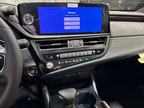 New 2025 Lexus ES 350 w/ Premium Package image 25