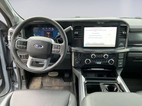 Certified 2025 Ford F450 Lariat w/ FX4 Off-Road Package AWD/4WD image 10
