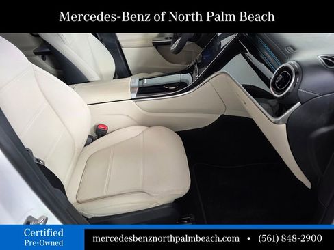 Used 2024 Mercedes-Benz GLC 300 4MATIC image 26