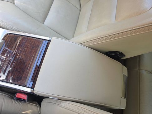 Used 2014 Volvo XC70 3.2 FWD image 30