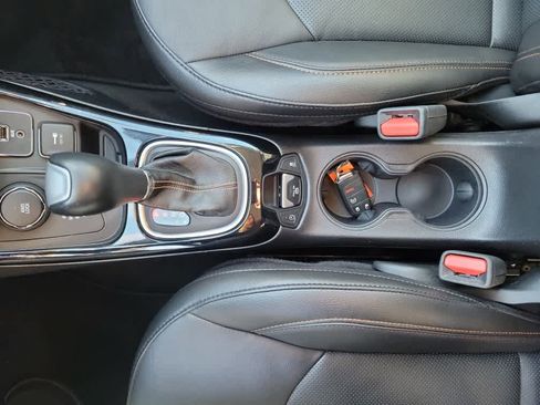 Used 2020 Jeep Compass Limited image 17