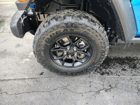 New 2026 Jeep Wrangler Unlimited Sport image 3