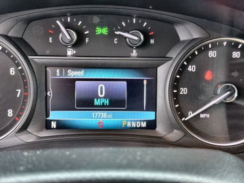 Certified 2022 Buick Encore Preferred w/ Safety Package image 12