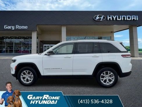 Used 2023 Jeep Grand Cherokee Limited AWD/4WD image 5