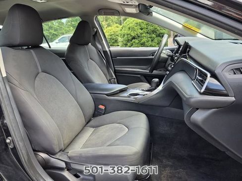 Used 2022 Toyota Camry LE FWD image 16
