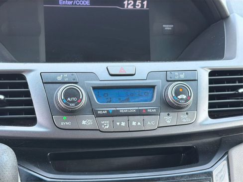 Used 2012 Honda Odyssey EX-L image 29