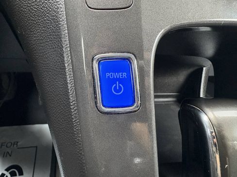 Used 2014 Chevrolet Volt Premium w/ Premium Trim Package FWD image 18