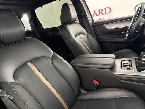 Used 2024 MAZDA CX-90 3.3 Turbo w/ Premium Plus Pkg AWD/4WD image 16