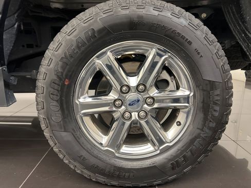 Certified 2024 Ford F150 XLT w/ Mobile Office Package image 7