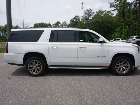 Used 2015 GMC Yukon XL SLT w/ Open Road Package RWD image 24