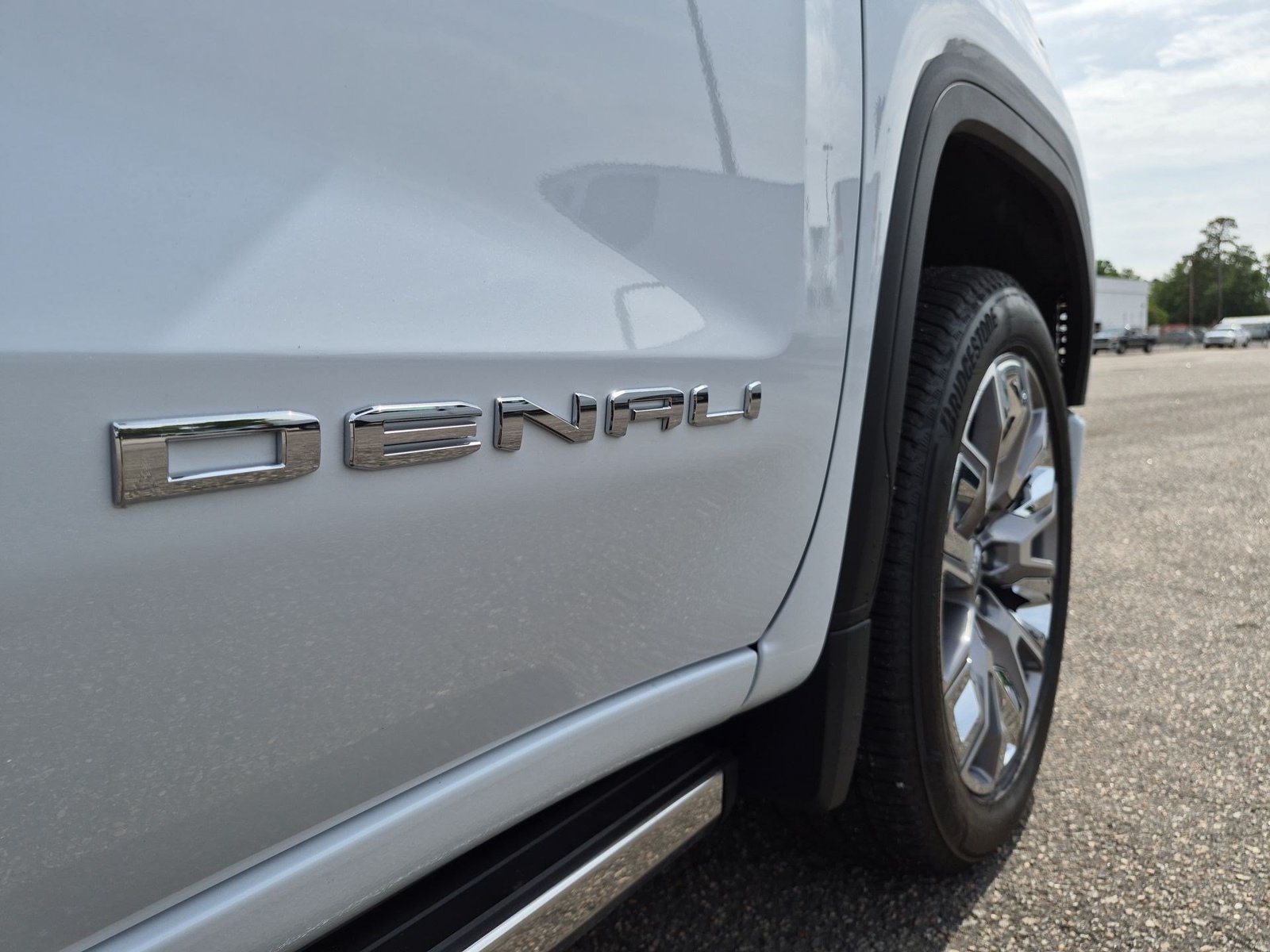 Certified 2026 GMC Sierra 1500 Denali w/ Denali Reserve Package AWD/4WD image 35