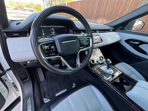 Used 2021 Land Rover Range Rover Evoque R-Dynamic S image 23