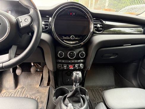 Certified 2024 MINI Cooper S FWD image 7