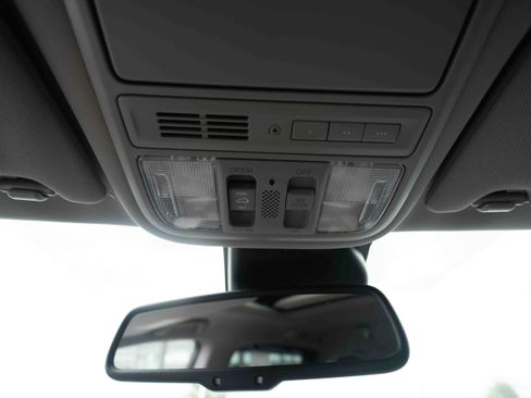 Used 2016 Honda Odyssey EX-L image 18