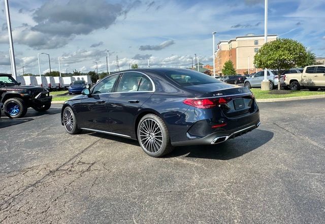 New 2027 Mercedes-Benz E 450 4MATIC Sedan image 10